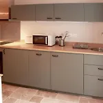 Kapera Macaye