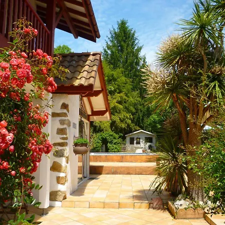 Guest house Kapera Macaye