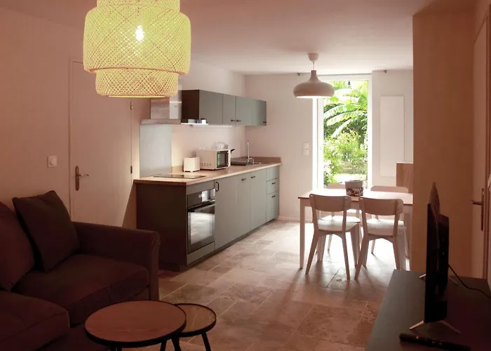 Πανσιόν Kapera 3*