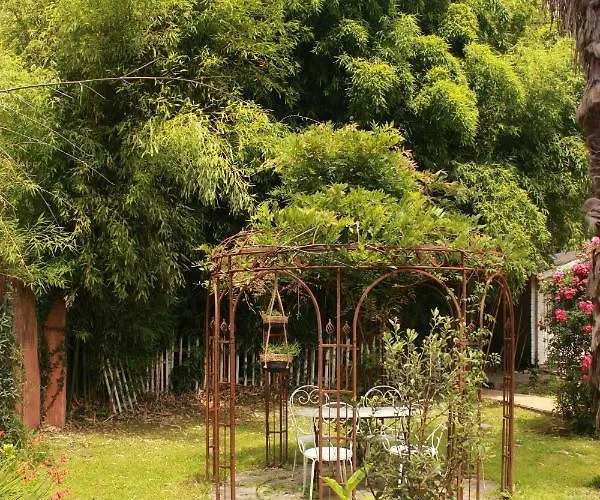 Kapera Πανσιόν 3*